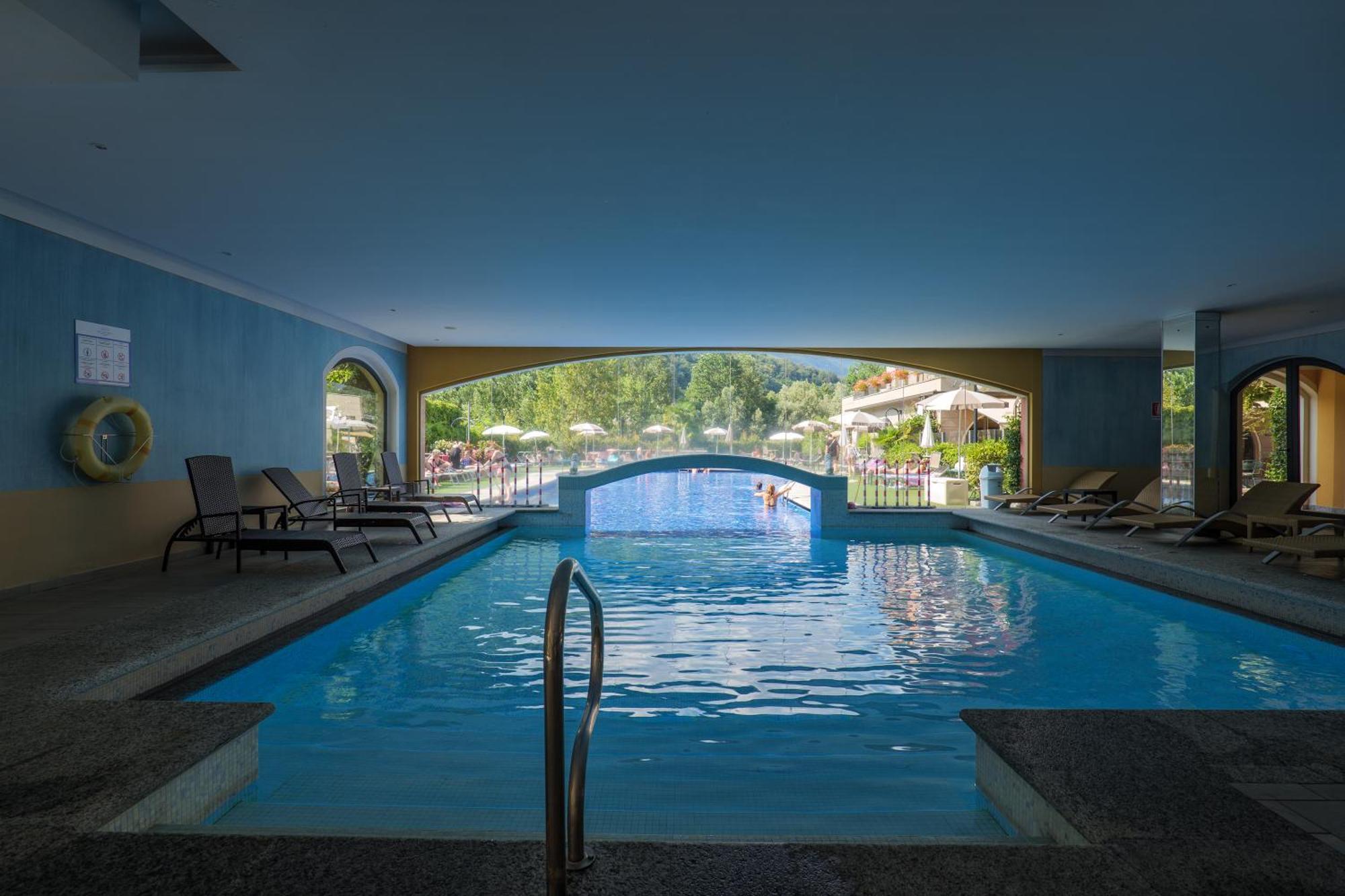 Aquazzurra Resort & Aparthotel Cannobio Exteriör bild